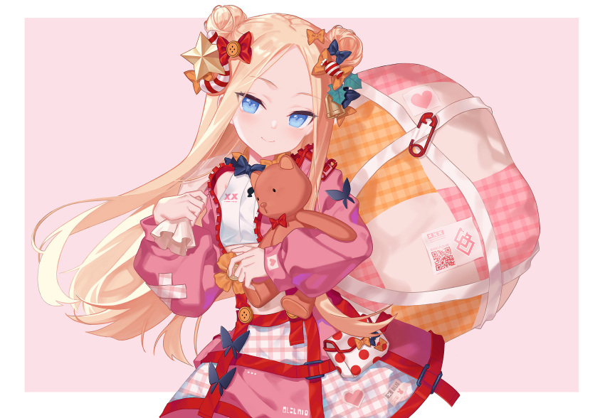 1girl abigail_williams_(fate/grand_order) black_bow blonde_hair blue_eyes bow christmas closed_mouth commentary_request double_bun dress fate/grand_order fate_(series) forehead hair_bow hair_ornament highres holding holding_stuffed_toy littleamber long_hair long_sleeves looking_at_viewer orange_bow pink_background plaid puffy_long_sleeves puffy_sleeves red_bow simple_background smile solo star_(symbol) star_hair_ornament striped stuffed_animal stuffed_toy teddy_bear two-tone_background white_background