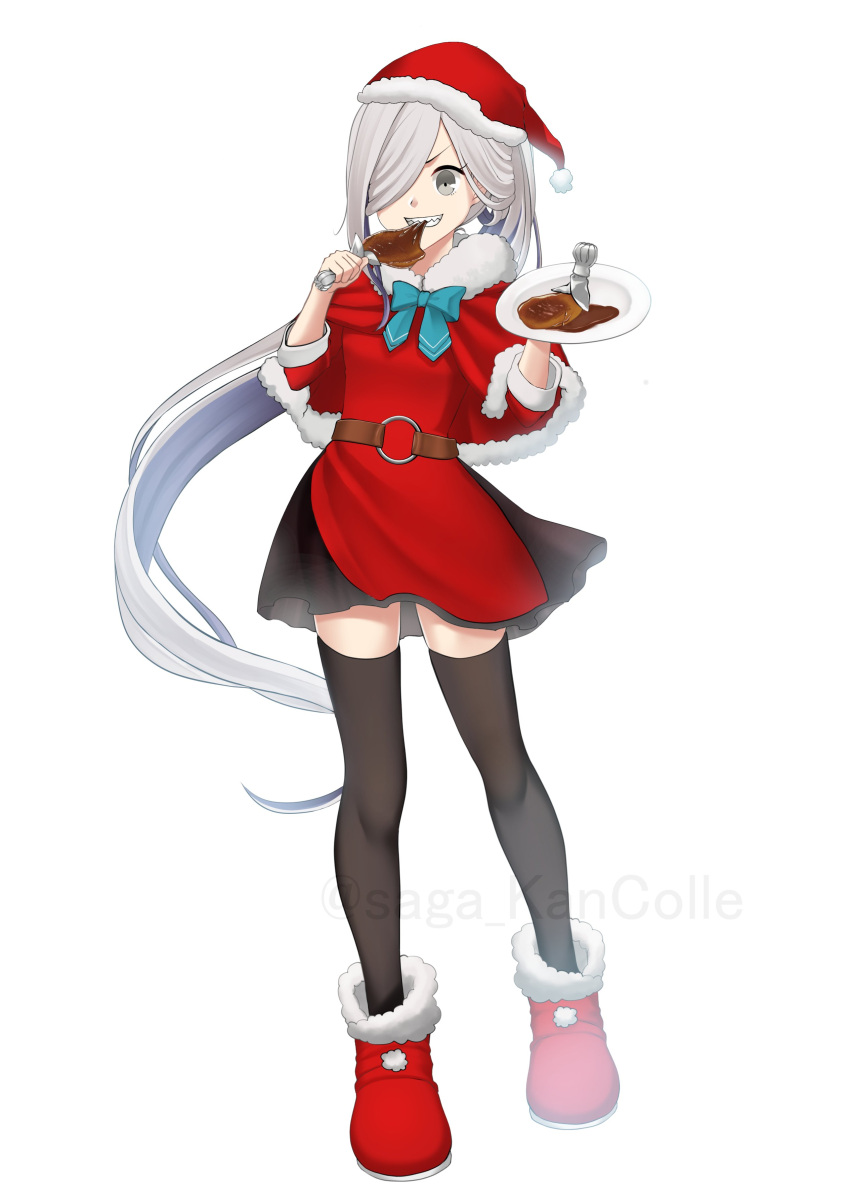 1girl absurdres ahoge alternate_costume asashimo_(kantai_collection) black_legwear boots capelet chicken_(food) commentary_request dress eating food full_body fur-trimmed_boots fur-trimmed_capelet fur-trimmed_headwear fur_trim gradient_hair grey_eyes grin hair_over_one_eye hat highres kantai_collection long_hair looking_at_viewer multicolored_hair ponytail red_capelet red_dress red_footwear red_headwear saga_(saga_kancolle) santa_hat sharp_teeth silver_hair simple_background smile solo standing teeth thigh-highs white_background