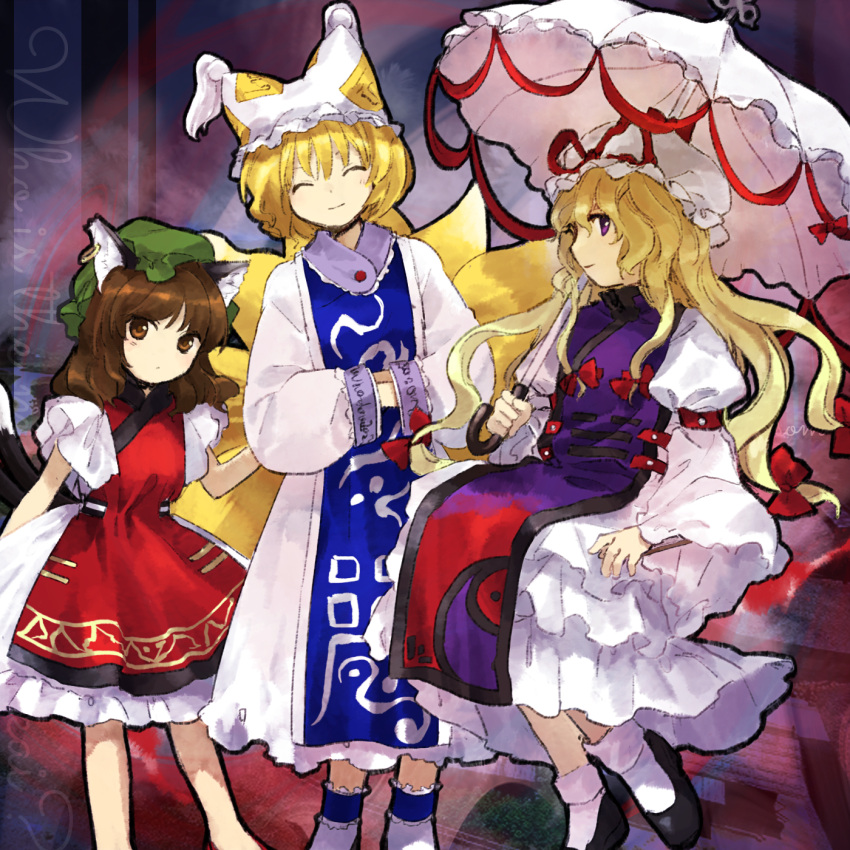 3girls ^_^ animal_ears black_footwear blonde_hair bobby_socks bow breasts brown_eyes brown_hair cat_ears cat_tail chen closed_eyes closed_mouth commentary_request contrapposto dress feet_out_of_frame fox_ears fox_tail green_headwear hair_between_eyes hair_bow hands_in_opposite_sleeves hat hat_ribbon highres holding holding_umbrella jewelry kaigen_1025 long_hair looking_at_viewer medium_hair mob_cap multiple_girls multiple_tails nekomata parasol profile puffy_short_sleeves puffy_sleeves red_bow red_ribbon ribbon short_hair short_sleeves single_earring sitting small_breasts smile socks standing tabard tail touhou two_tails umbrella very_long_hair violet_eyes white_dress white_headwear white_legwear yakumo_ran yakumo_yukari