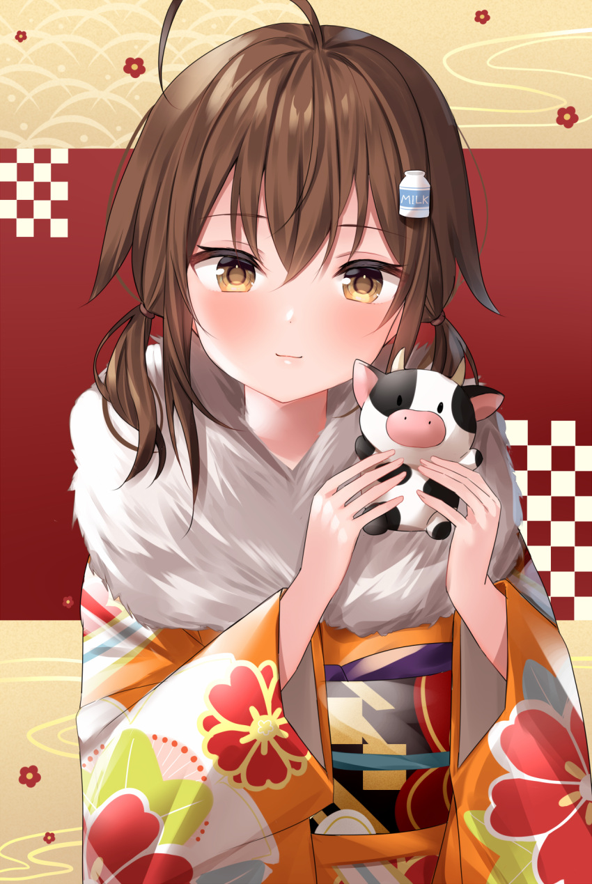1girl ahoge bangs blush bottle brown_eyes brown_hair checkered checkered_background chinese_zodiac closed_mouth commentary_request cow eyebrows_visible_through_hair floral_print fur_collar hair_between_eyes hair_ornament hands_up highres holding japanese_clothes kimono komomo_(ptkrx) long_hair long_sleeves looking_at_viewer low_twintails milk_bottle obi orange_kimono original print_kimono sash sidelocks smile solo twintails upper_body wide_sleeves year_of_the_ox