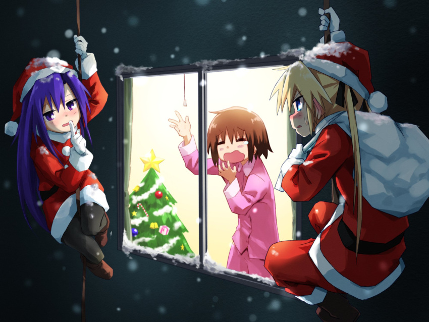 3girls black_legwear blonde_hair blue_eyes blush_stickers brown_hair christmas_tree closed_eyes fur-trimmed_headwear fur_trim goshiki_agiri hat highres index_finger_raised kill_me_baby long_hair multiple_girls night oribe_yasuna pajamas pantyhose purple_hair red_headwear rope sack santa_costume santa_hat short_hair snow sonya_(kill_me_baby) twintails violet_eyes wavy_mouth window yachima_tana yawning