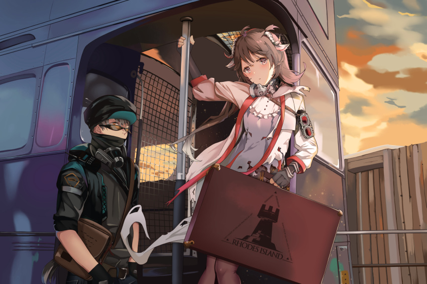1girl 1other absurdres ahoge animal_ears arknights auguste bag bangs black_gloves black_headwear black_jacket brown_eyes brown_hair brown_legwear clouds cloudy_sky day dress ear_protection elbow_gloves eyebrows_visible_through_hair eyjafjalla_(arknights) feet_out_of_frame fence gloves goat_ears goat_girl goat_horns goggles ground_vehicle highres holding holding_suitcase horns jacket layered_dress long_hair long_sleeves looking_at_viewer motor_vehicle open_clothes open_jacket orange_eyes outdoors purple_dress short_sleeves shoulder_bag sky standing suitcase sunglasses van walkie-talkie white_jacket wooden_fence