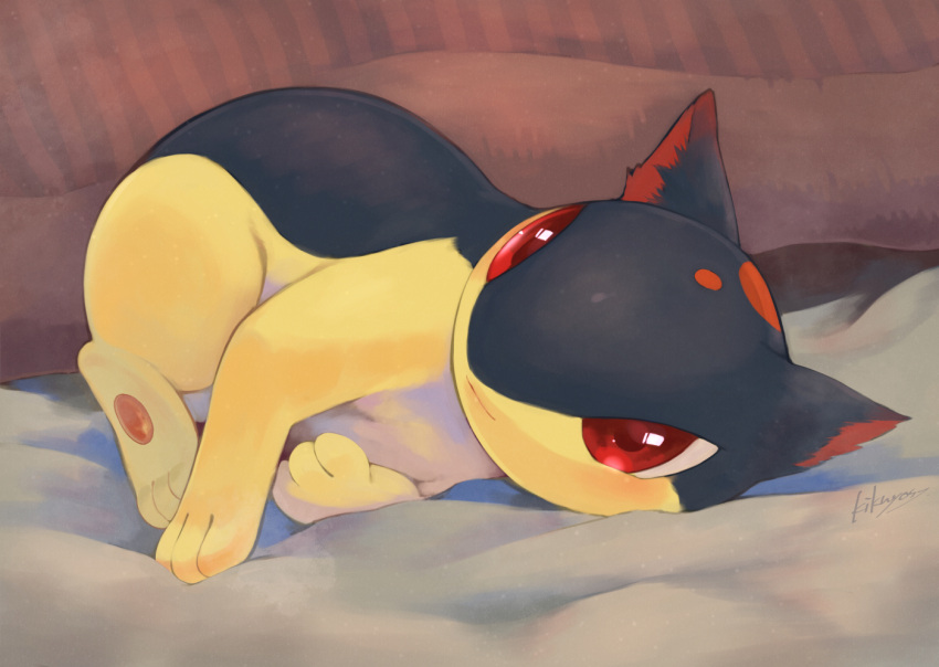 closed_mouth commentary_request full_body gen_2_pokemon kikuyoshi_(tracco) looking_up lying no_humans on_side paws pokemon pokemon_(creature) quilava red_eyes signature solo toes