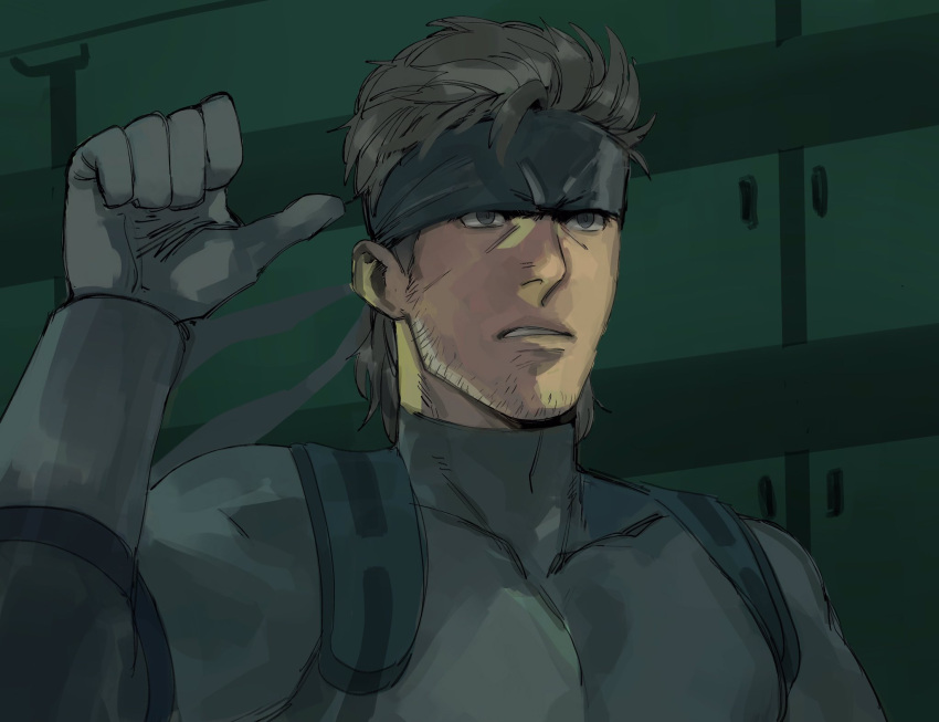 1boy bandana beard blue_eyes bodysuit brown_hair facial_hair gloves headband highres male_focus metal_gear_(series) metal_gear_solid_2 pointing short_hair sneaking_suit solid_snake solo thumbs_up tirtyturtle