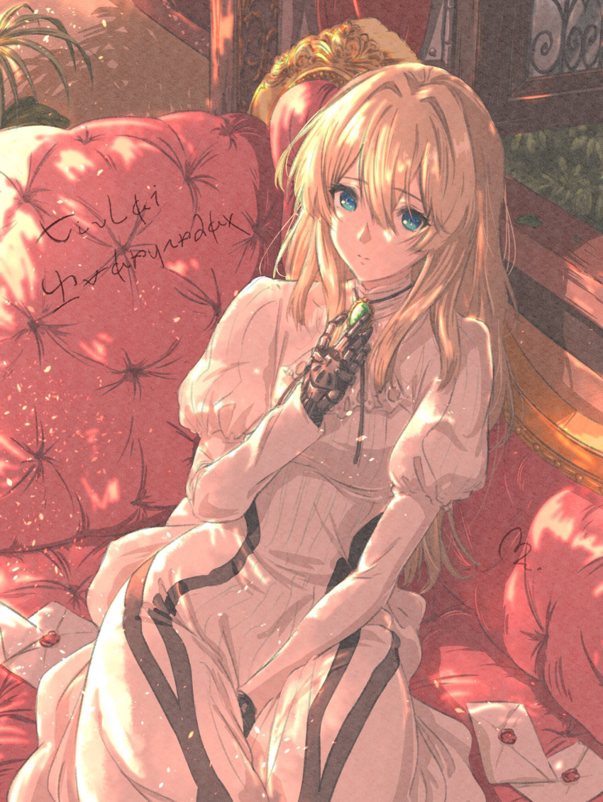 1girl arm_between_legs bangs blonde_hair blue_eyes brooch commentary_request couch dress envelope hair_between_eyes highres indoors jewelry long_hair mechanical_hand mirror mitsugu prosthesis prosthetic_hand puffy_sleeves sitting translation_request violet_evergarden violet_evergarden_(character) white_dress white_neckwear