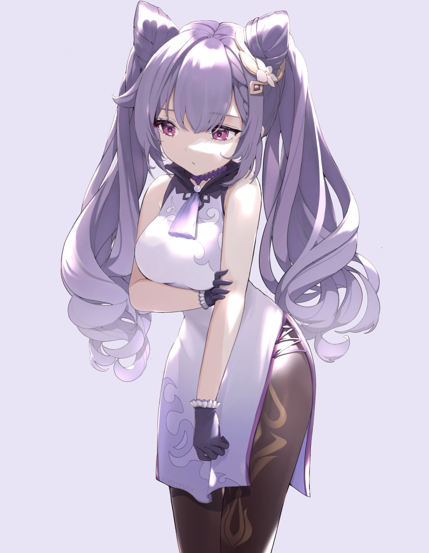 1girl absurdres bangs black_gloves brown_legwear double_bun dress genshin_impact gloves hair_ornament highres keqing_(genshin_impact) kureppuru long_hair pantyhose purple_hair side_slit simple_background sleeveless solo twintails violet_eyes