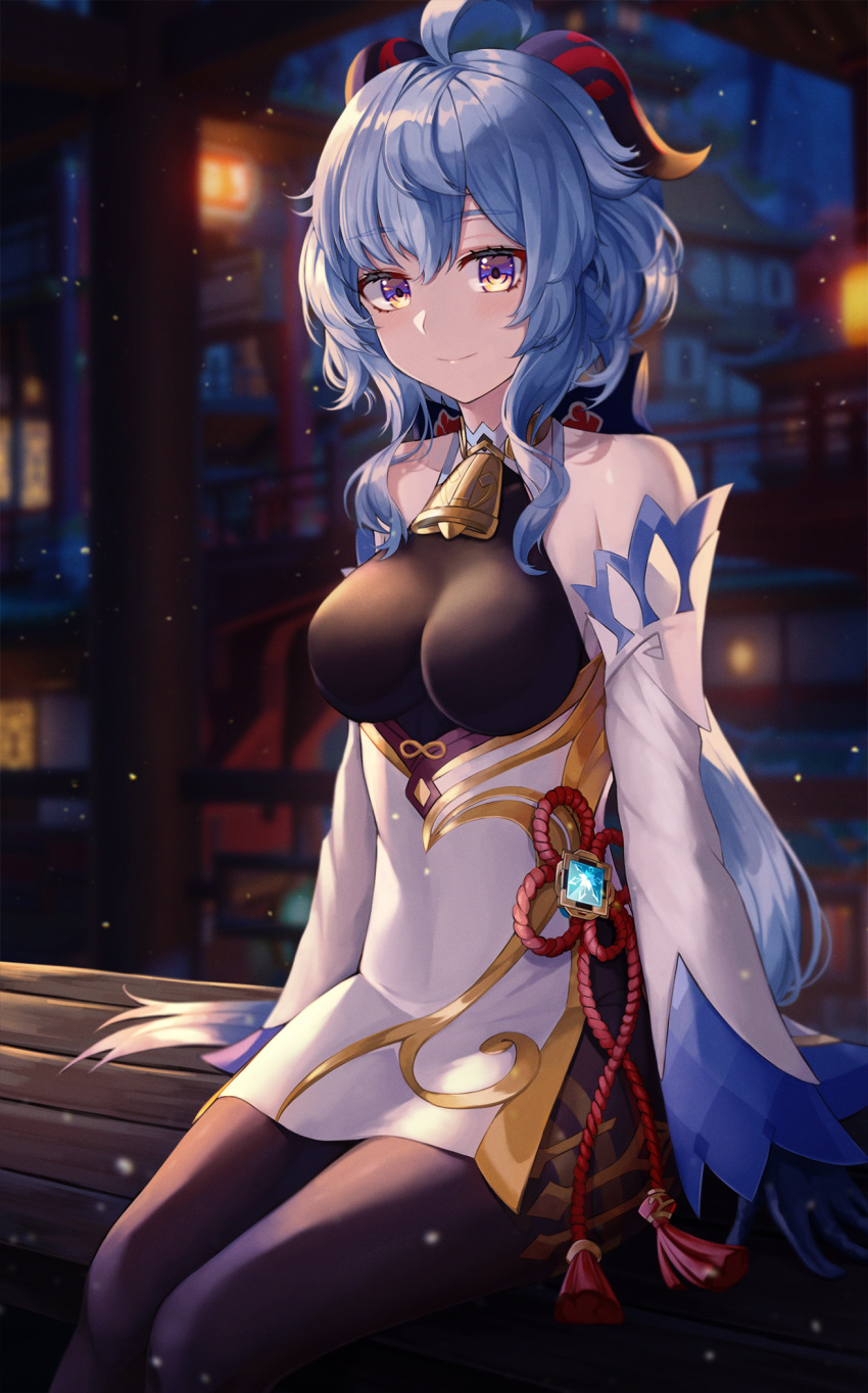 1girl ahoge bare_shoulders bell black_legwear blue_hair blurry blurry_background building closed_mouth collarbone detached_sleeves dress eyebrows_visible_through_hair feet_out_of_frame ganyu_(genshin_impact) genshin_impact gold_trim hair_between_eyes highres horns lamp light_particles long_hair looking_at_viewer night pantyhose sidelocks sitting smile solo sora_(men0105) very_long_hair white_dress yellow_eyes