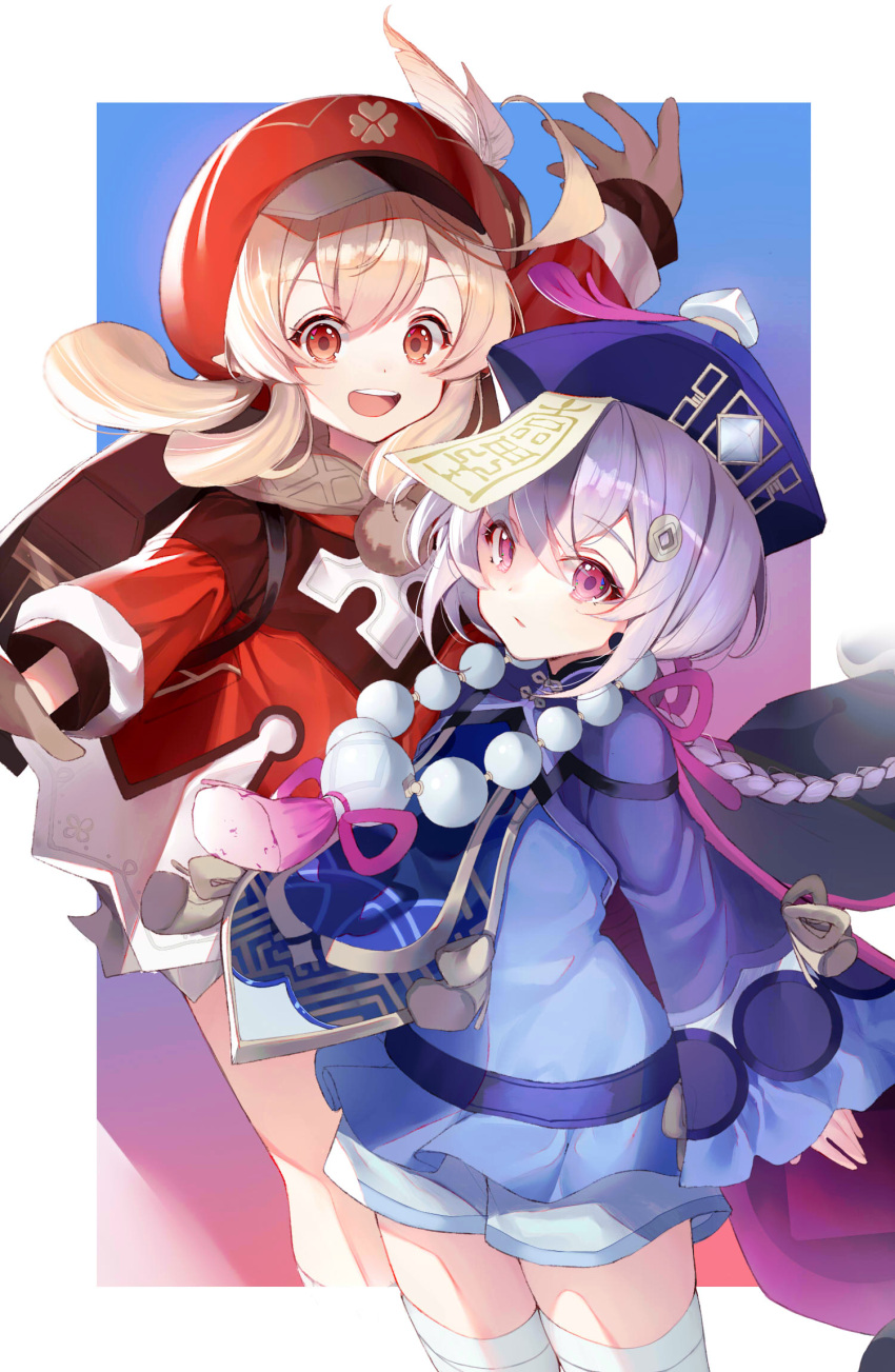 2girls :d ahoge backpack bag bangs blonde_hair blue_dress blue_shorts braid brown_gloves cabbie_hat commentary_request cropped_jacket dress eyebrows_visible_through_hair feathers genshin_impact gloves hair_between_eyes hair_ornament hat hat_feather highres jacket klee_(genshin_impact) long_hair long_sleeves looking_at_viewer low_twintails multiple_girls ofuda open_mouth purple_hair purple_headwear purple_jacket qing_guanmao qiqi red_dress red_eyes red_headwear short_shorts shorts shorts_under_dress single_braid sleeves_past_wrists smile thigh-highs tia_(tia_1207) twintails very_long_hair violet_eyes white_feathers white_legwear wide_sleeves