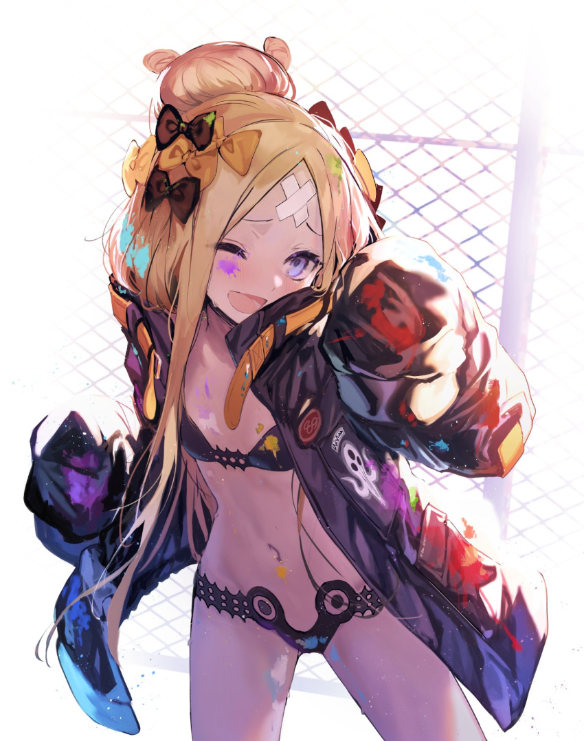 1girl abigail_williams_(fate/grand_order) abigail_williams_(swimsuit_foreigner)_(fate) akieda bandaid bandaid_on_forehead bangs black_bow black_jacket blonde_hair blue_eyes blush bow breasts chain-link_fence crossed_bandaids fate/grand_order fate_(series) fence forehead hair_bow hair_bun heroic_spirit_traveling_outfit high_collar highres jacket long_hair long_sleeves multiple_bows navel open_clothes open_jacket open_mouth orange_belt orange_bow parted_bangs sleeves_past_fingers sleeves_past_wrists small_breasts smile thighs