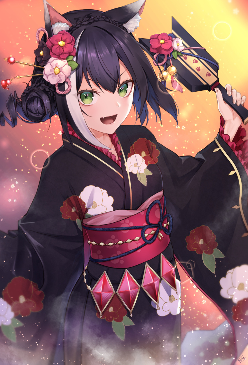 1girl :d animal_ear_fluff animal_ears bangs bell black_hair black_kimono blush braid cat_ears cat_girl commentary_request cowboy_shot crown_braid fang floral_print flower frilled_sleeves frills gradient gradient_background green_eyes hagoita hair_bun hair_flower hair_ornament hair_stick highres ironatsuki japanese_clothes jingle_bell karyl_(princess_connect!) kimono long_sleeves looking_at_viewer multicolored_hair open_mouth paddle pink_flower princess_connect! princess_connect!_re:dive red_flower short_hair side_bun smile solo streaked_hair two-tone_hair v-shaped_eyebrows white_hair wide_sleeves