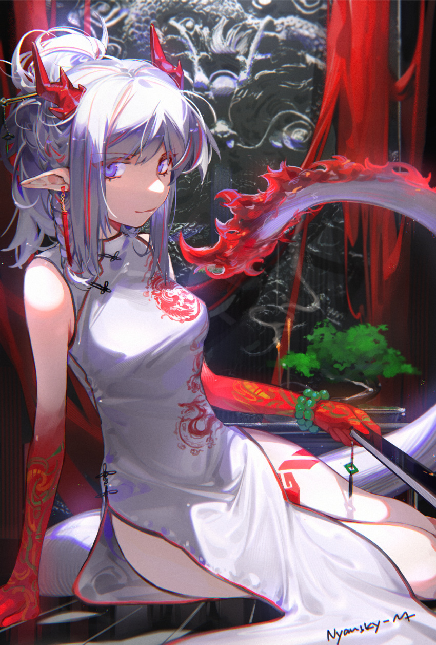 1girl arknights arm_support artist_name bangs bare_shoulders bead_bracelet beads bracelet breasts china_dress chinese_clothes commentary dress eyebrows_visible_through_hair highres holding horns jewelry long_hair looking_at_viewer nian_(arknights) nian_(unfettered_freedom)_(arknights) nyansky pelvic_curtain pointy_ears silver_hair sitting sleeveless sleeveless_dress small_breasts smile solo tail violet_eyes white_dress