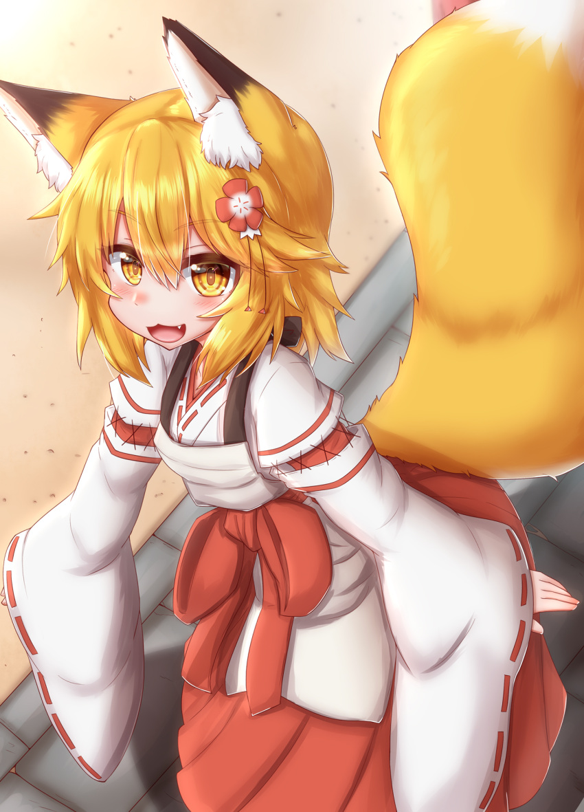 1girl animal_ear_fluff animal_ears bangs blonde_hair blush eyebrows_visible_through_hair fang flower fox_ears fox_girl fox_tail hair_between_eyes hair_flower hair_ornament highres horokusa_(korai) japanese_clothes looking_at_viewer miko open_mouth ribbon_trim senko_(sewayaki_kitsune_no_senko-san) sewayaki_kitsune_no_senko-san short_hair smile solo tail yellow_eyes