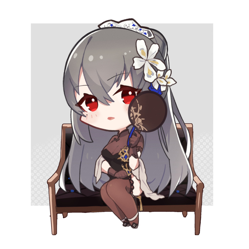 1girl akutaa azur_lane black_legwear chibi chinese_clothes couch fan gloves grey_hair hair_between_eyes hair_ornament highres holding holding_fan mole mole_under_eye official_alternate_costume red_eyes saint-louis_(alluring_administrator)_(azur_lane) saint-louis_(azur_lane) sitting solo