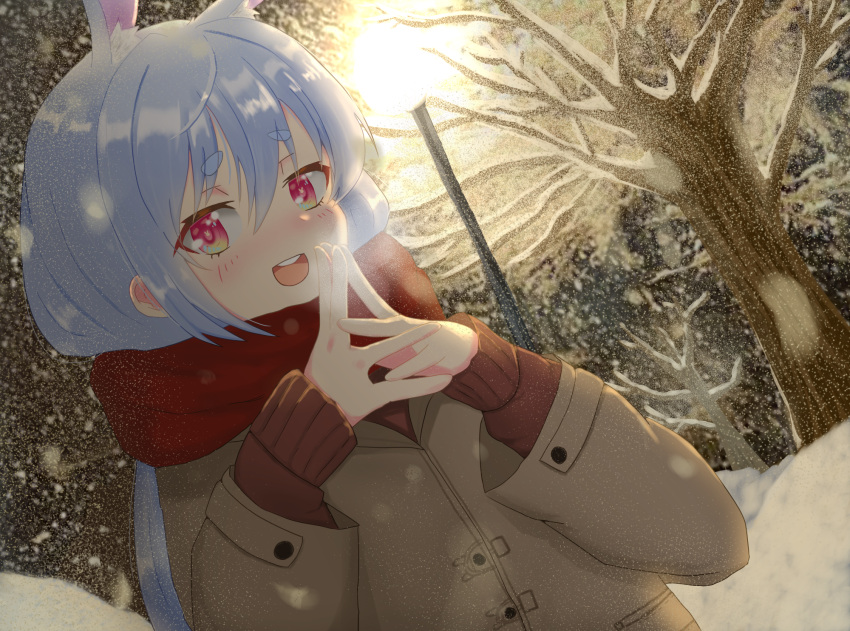 1girl animal_ears bangs blue_hair blush enpera eyebrows_visible_through_hair hair_between_eyes hands_together hands_up highres hololive jacket light long_hair long_sleeves looking_at_viewer multicolored multicolored_eyes open_mouth ponkotsu_corn rabbit_ears red_scarf scarf sidelocks smile snowing solo standing tree upper_body upper_teeth usada_pekora virtual_youtuber