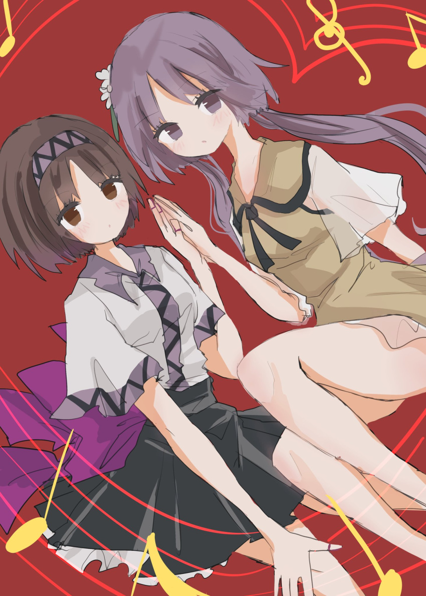 2girls :o beige_dress black_neckwear black_skirt breasts brown_eyes brown_hair commentary_request feet_out_of_frame flower hair_flower hair_ornament hands_together highres light_blush long_hair looking_at_viewer low_twintails multiple_girls musical_note petticoat purple_hair red_background shirt short_hair simple_background skirt small_breasts touhou tsukumo_benben tsukumo_yatsuhashi twintails violet_eyes white_flower white_shirt zabuton_(mgdw5574)