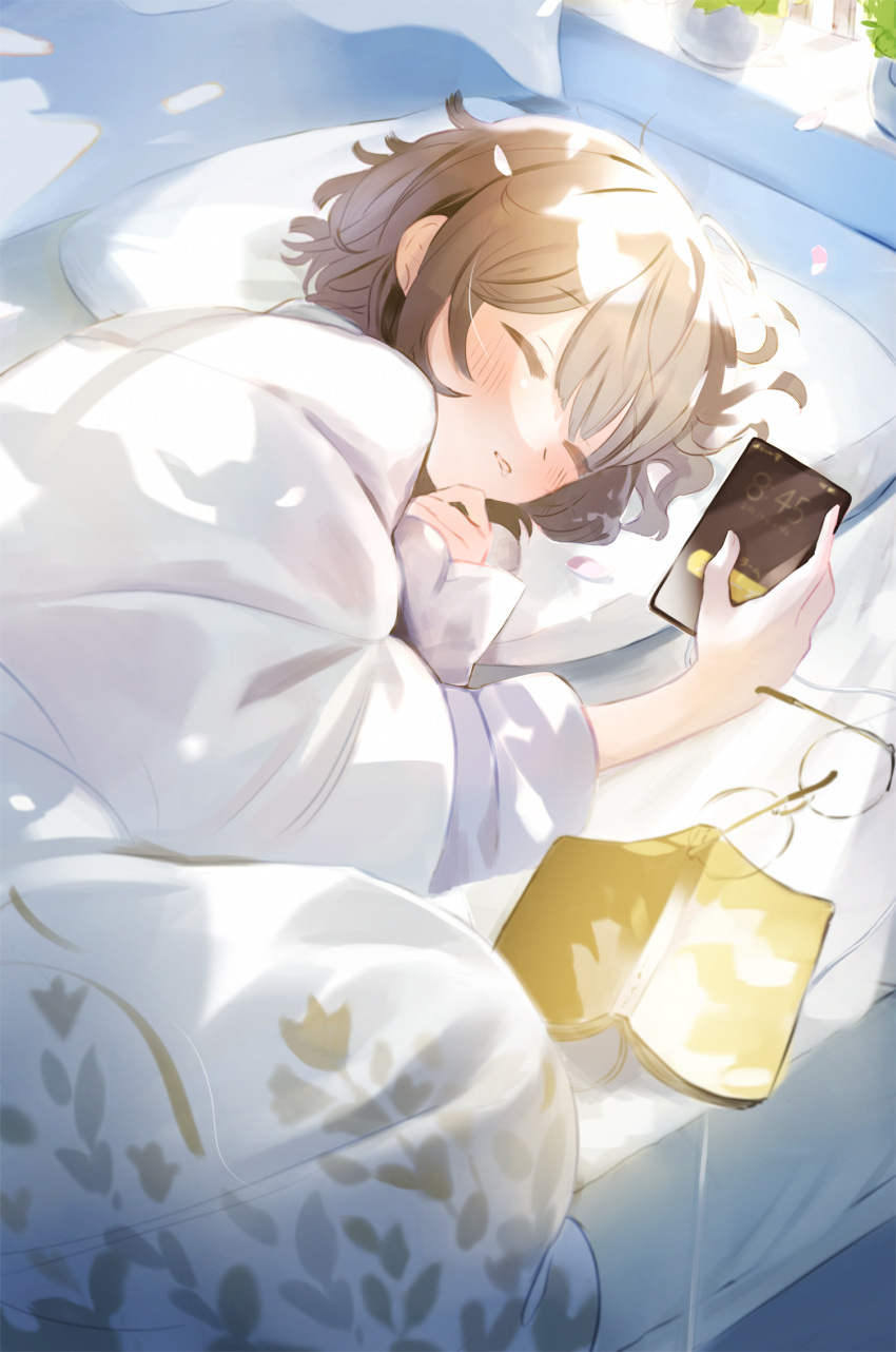 1girl bed blanket blush book brown_hair cellphone commentary_request drooling eyewear_removed fetal_position floral_print hand_on_own_chin highres holding holding_phone morning open_book original pajamas parted_lips petals phone pillow plant potted_plant round_eyewear short_hair sleeping smartphone solo spring_(season) sunlight tasuku_(otomebotan) under_covers windowsill