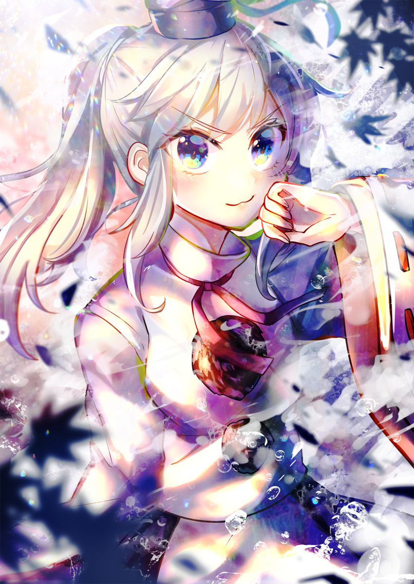 1girl blue_eyes blush closed_mouth eyebrows_visible_through_hair hat highres itsumizu japanese_clothes kariginu leaf looking_at_viewer mononobe_no_futo pom_pom_(clothes) ponytail ribbon ribbon-trimmed_sleeves ribbon_trim silver_hair solo tate_eboshi touhou wide_sleeves