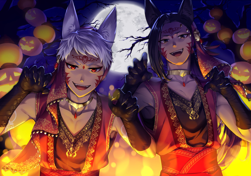 2boys animal_ears bangs black_hair claw_pose dark_skin dark_skinned_male halloween halloween_costume highres jack-o'-lantern jamil_viper jewelry kalim_al-asim long_hair long_sleeves looking_at_viewer multiple_boys night open_mouth ponytail pumpkin red_eyes smile tattoo twisted_wonderland white_hair wolf_ears yzumyy