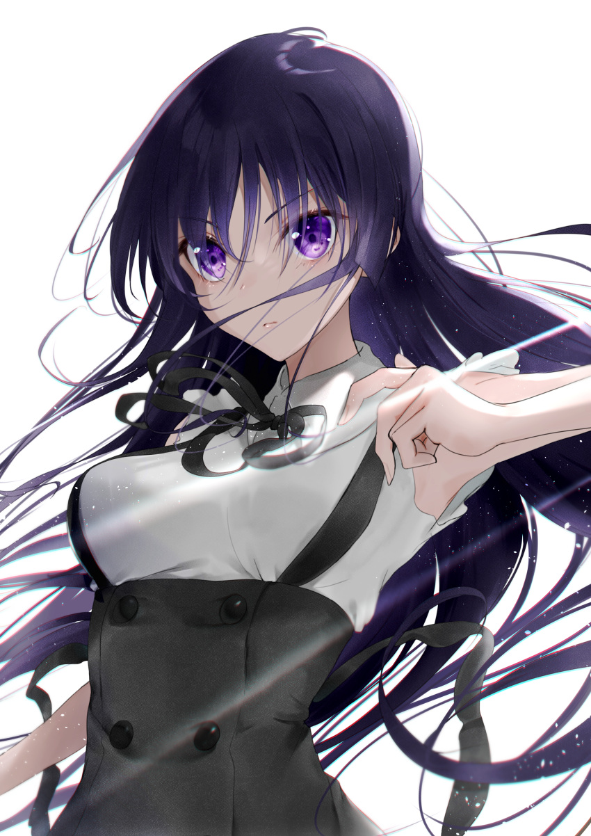 1girl absurdres assault_lily bangs black_dress black_hair breasts closed_mouth dress eyebrows_visible_through_hair hair_ornament highres huge_filesize juliet_sleeves long_hair long_sleeves looking_at_viewer medium_breasts meen_(ouaughikepdvrsf) puffy_sleeves ribbon school_uniform shirai_yuyu side_ponytail simple_background skirt solo solo_focus thigh-highs very_long_hair violet_eyes