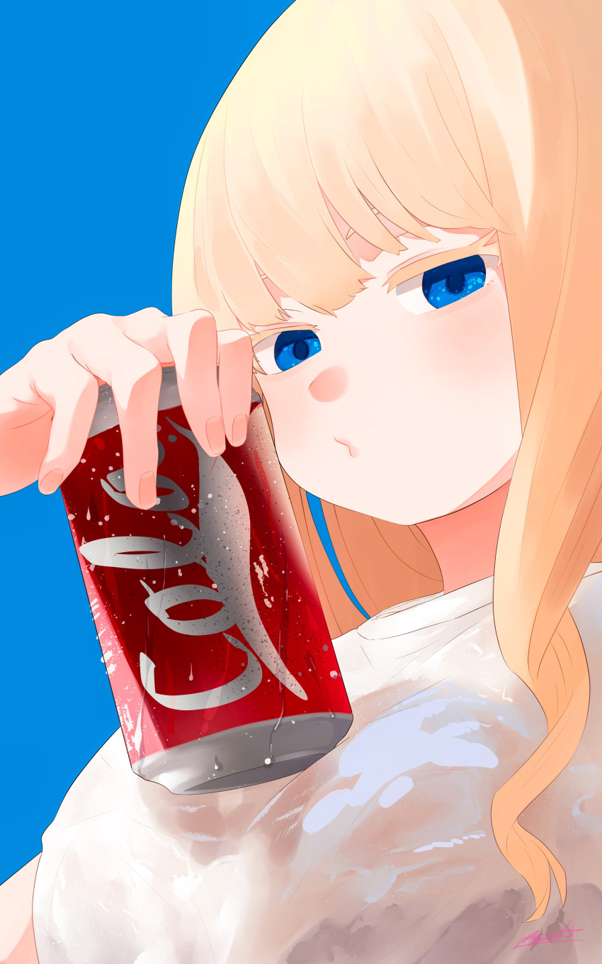 1girl absurdres blonde_hair blue_background blue_eyes blush breasts can coca-cola hand_up highres holding holding_can large_breasts long_hair looking_at_viewer o3o original ryusei_hashida shirt sidelocks signature simple_background solo wet wet_clothes wet_shirt