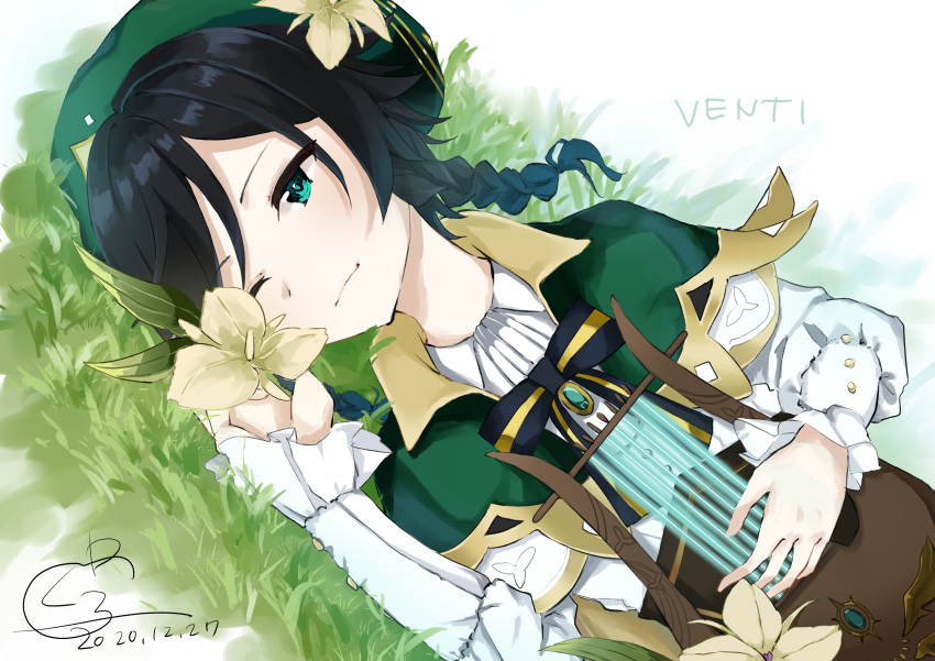 1boy absurdres androgynous bangs beret black_hair blue_hair bow braid brooch cape character_name collared_cape collared_shirt corset english_text eyebrows_visible_through_hair flower frilled_sleeves frills gem genshin_impact gradient_hair grass green_eyes green_headwear hat hat_flower highres holding holding_flower holding_instrument huge_filesize instrument jewelry kurorin5 leaf long_sleeves lying lyre male_focus multicolored_hair on_back one_eye_closed shirt short_hair_with_long_locks signature smile solo twin_braids venti_(genshin_impact) white_flower white_shirt