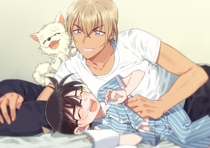 2boys :d ^_^ amuro_tooru animal bangs black-framed_eyewear blonde_hair blue_eyes blue_pajamas blurry blush book brown_hair buttons casual child closed_eyes collarbone commentary_request depth_of_field dog edogawa_conan fangs fingernails glasses grey_background grin hair_between_eyes happy haro_(meitantei_conan) height_difference k_(gear_labo) laughing looking_at_another lying male_focus meitantei_conan midriff_peek multiple_boys on_bed on_side open_book open_mouth pajamas shirt short_hair short_sleeves simple_background smile striped striped_pajamas tearing_up teeth tickling upper_teeth vertical_stripes white_dog white_shirt