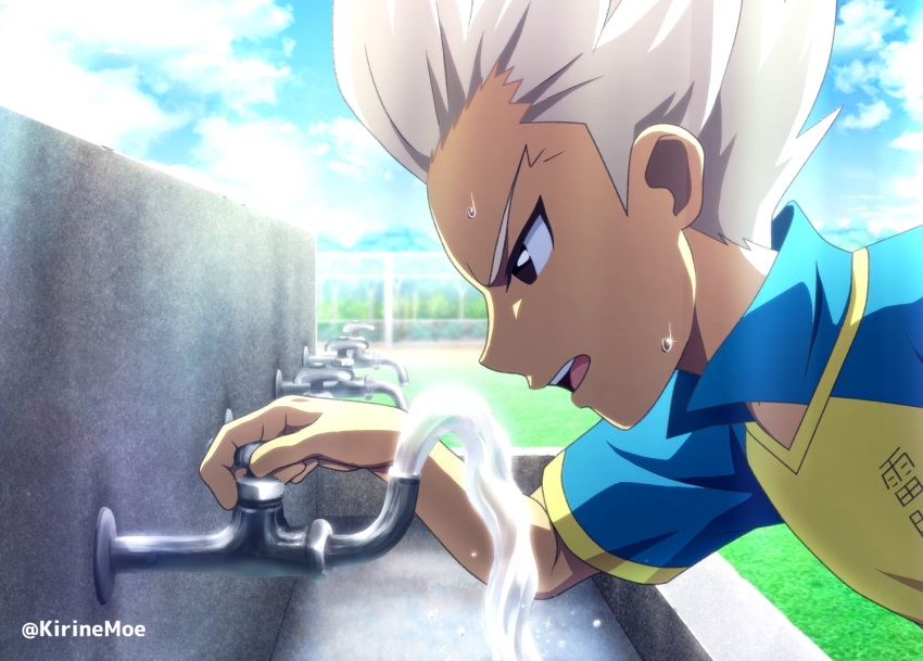 1boy artist_name black_eyes blue_shirt clouds collared_shirt commentary_request day faucet from_side gouenji_shuuya grass grey_hair holding inazuma_eleven_(series) kirinemoe leaning_forward male_focus open_mouth outdoors popped_collar shirt short_sleeves sky solo sweat teeth tongue two-tone_shirt upper_body water watermark yellow_shirt