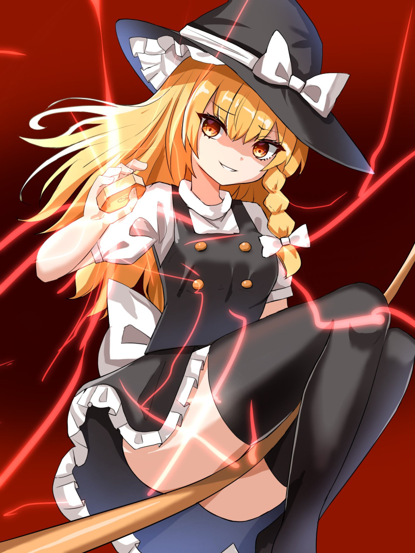 1girl bangs black_dress black_headwear black_legwear blonde_hair bow braid broom broom_riding dress eyebrows_visible_through_hair gradient gradient_background grin hat hat_bow highres holding kirisame_marisa kiui_(dagk8254) light lightning_bolt long_hair looking_at_viewer mini-hakkero petticoat red_background shaded_face shirt short_sleeves side_braid single_braid sleeveless sleeveless_dress smile solo thigh-highs touhou white_bow white_shirt yellow_eyes