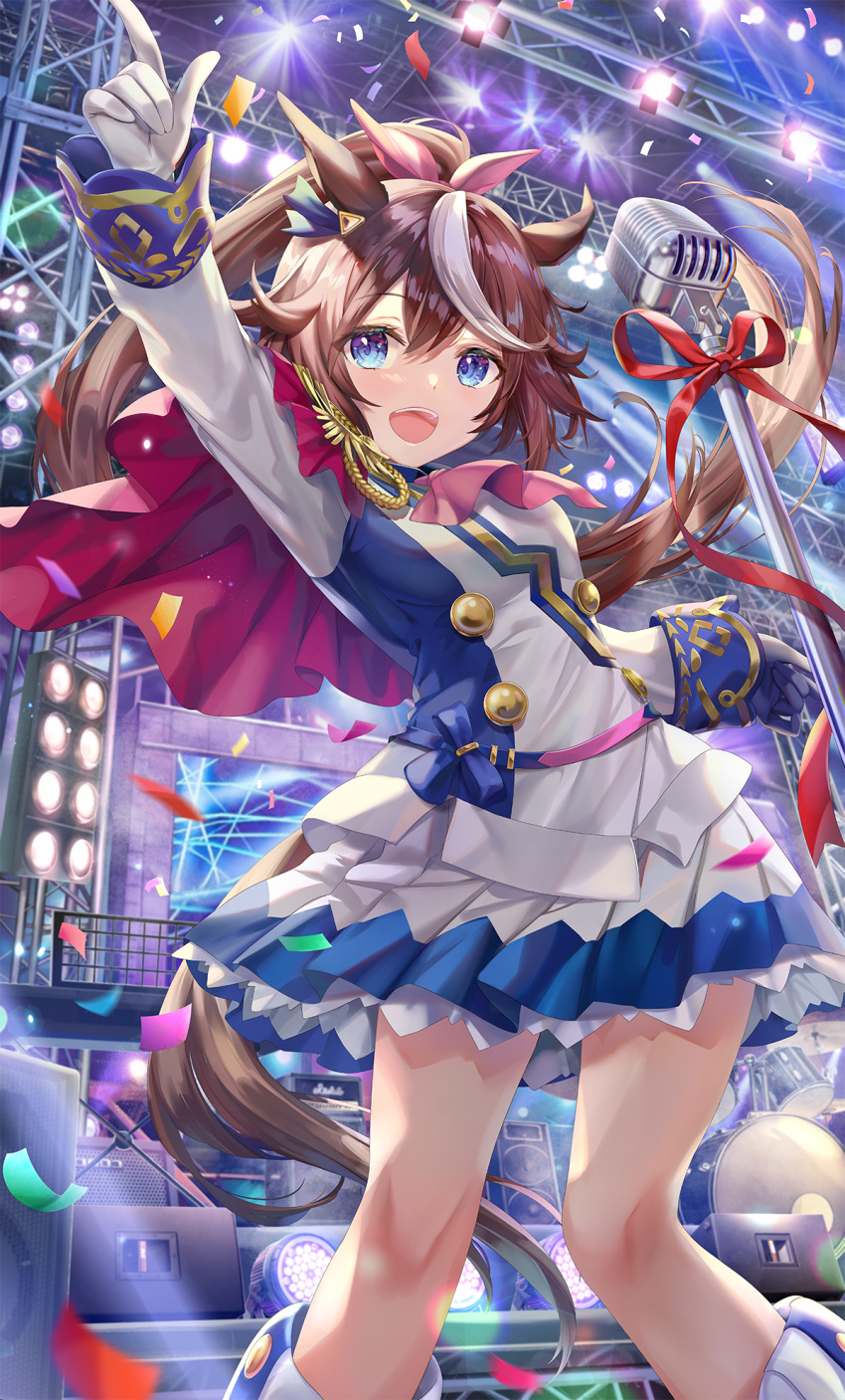 1girl :d animal_ears arm_up ascot black_gloves blue_eyes breasts brown_hair capelet commentary_request confetti epaulettes gloves hair_ribbon highres horse_ears horse_girl horse_tail long_hair long_sleeves medium_breasts microphone microphone_stand mismatched_gloves multicolored_hair open_mouth pink_ribbon pleated_skirt ponytail red_capelet red_neckwear red_ribbon ribbon shirt skirt smile solo stage stage_lights standing streaked_hair tail teeth tokai_teio_(umamusume) torino_akua umamusume upper_teeth white_gloves white_hair white_shirt white_skirt