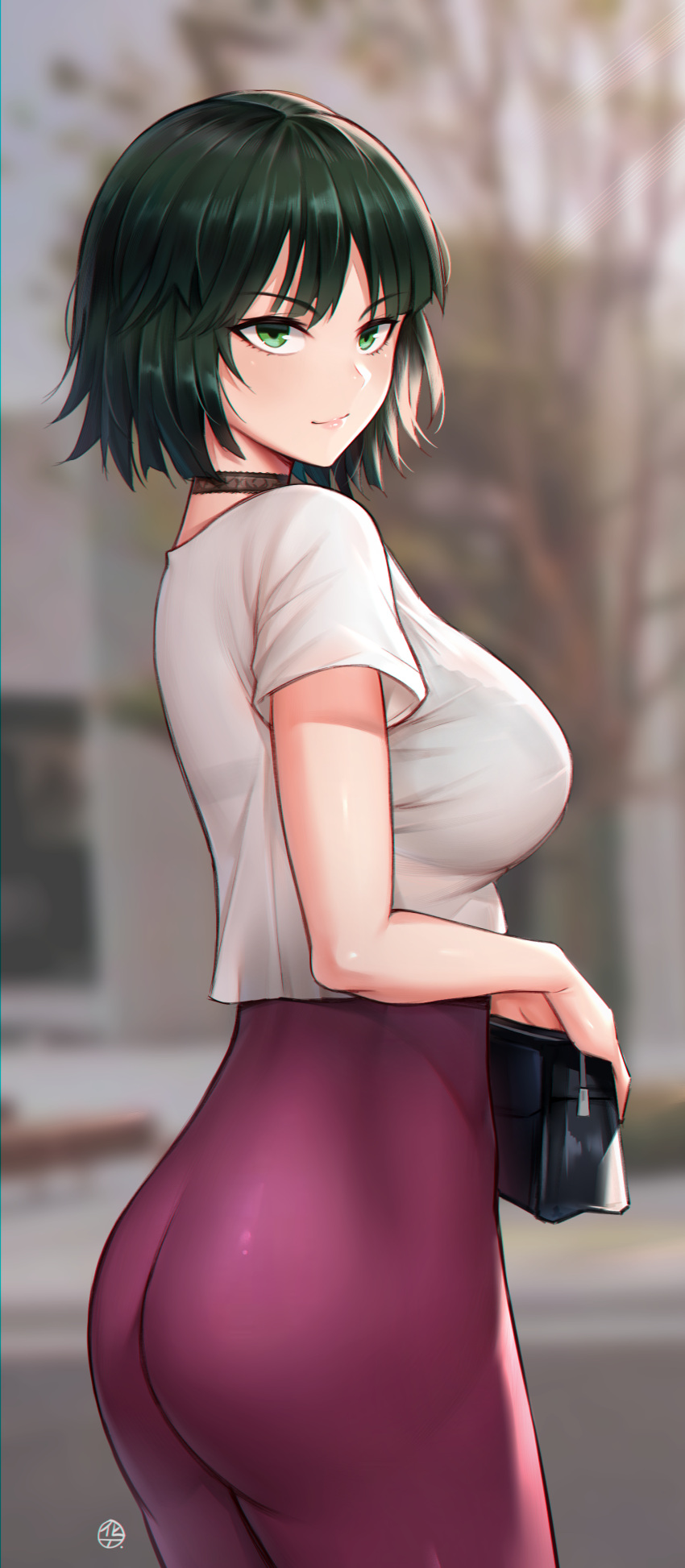1girl absurdres ass bag bangs black_choker blurry blurry_background bodysuit bodysuit_under_clothes breasts choker closed_mouth day depth_of_field eyebrows_visible_through_hair from_side fubuki_(one-punch_man) green_eyes green_hair handbag highres holding holding_bag hua-j large_breasts looking_at_viewer looking_to_the_side one-punch_man outdoors pink_lips purple_bodysuit shirt short_hair short_sleeves skin_tight smile solo v-shaped_eyebrows white_shirt