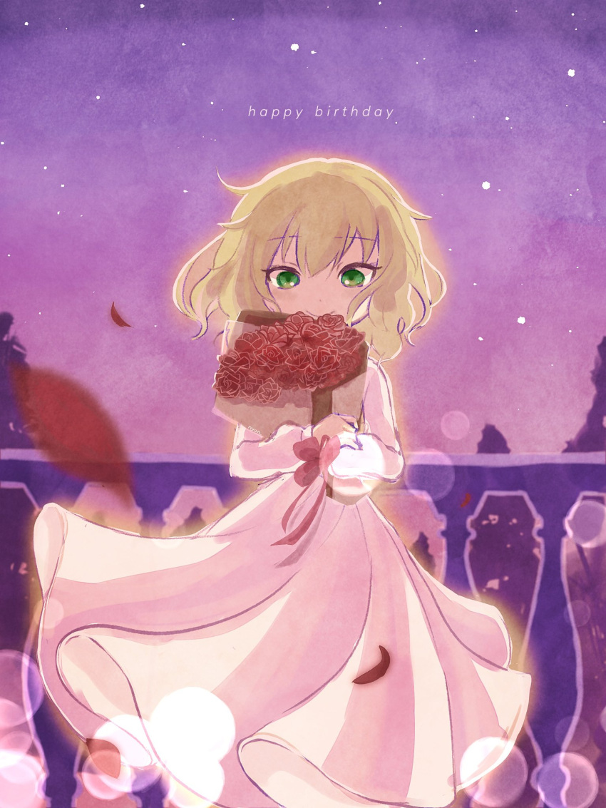 1girl alternate_costume balcony blonde_hair blurry blurry_foreground bouquet cowboy_shot dress floating_hair flower glint green_eyes happy_birthday highres holding holding_bouquet idolmaster idolmaster_cinderella_girls lens_flare looking_at_viewer looking_down night night_sky nyong_(so4ra8) petals railing rose rose_petals sakurai_momoka short_hair sky sleeve_ribbon smile solo star_(sky) white_dress