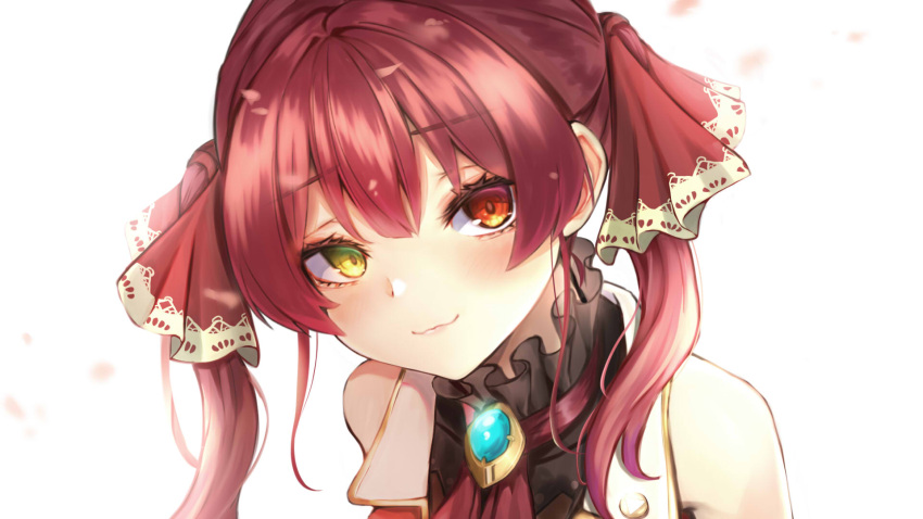 1girl :3 ascot bangs blurry blurry_background brooch choker commentary eyebrows_visible_through_hair frilled_choker frills gold_trim hair_ribbon heterochromia highres hiiragimaruta hololive houshou_marine jewelry long_hair looking_at_viewer portrait red_eyes red_neckwear red_ribbon redhead ribbon shiny shiny_hair sidelocks simple_background sleeveless solo twintails virtual_youtuber white_background yellow_eyes