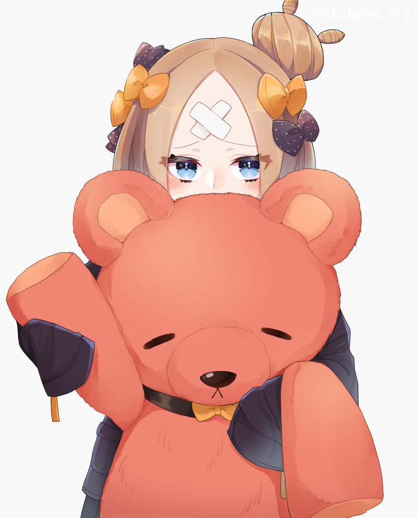 1girl abigail_williams_(fate) absurdres bandaid bandaid_on_forehead bangs black_bow black_jacket blonde_hair blue_eyes bow crossed_bandaids fate/grand_order fate_(series) forehead hair_bow hair_bun heroic_spirit_traveling_outfit highres jacket kubomi_943 long_hair long_sleeves multiple_bows orange_bow parted_bangs polka_dot polka_dot_bow sleeves_past_fingers sleeves_past_wrists