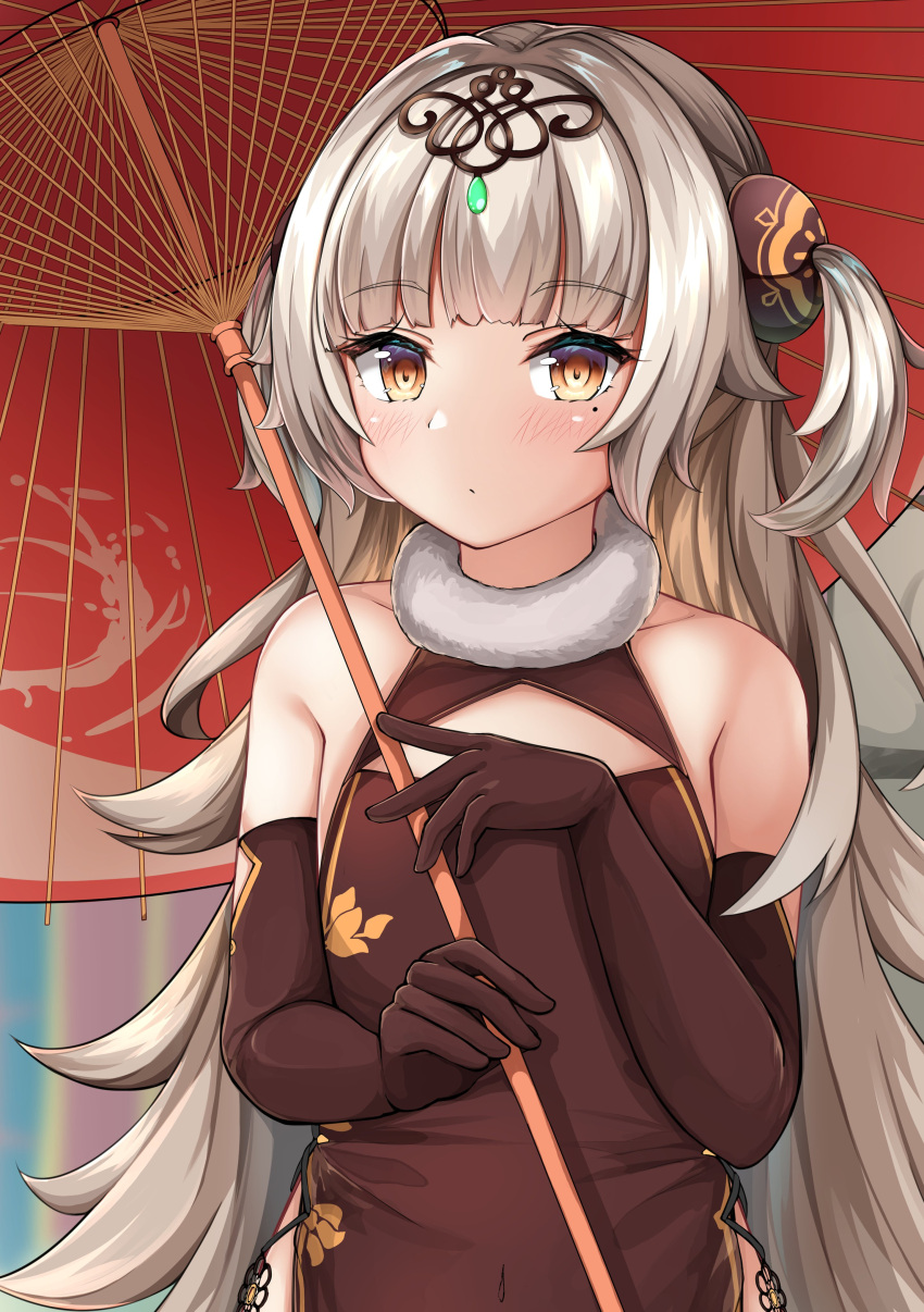 1girl absurdres azur_lane bangs bare_shoulders blush brown_dress brown_eyes brown_gloves china_dress chinese_clothes closed_mouth collarbone commentary_request dress elbow_gloves eyebrows_visible_through_hair fur_collar gloves grey_hair headpiece highres holding holding_umbrella looking_at_viewer mole mole_under_eye moyoron oil-paper_umbrella red_umbrella sleeveless sleeveless_dress solo two_side_up umbrella upper_body z46_(azur_lane) z46_(jianzhi_fantasia)_(azur_lane)