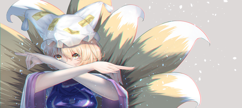 1girl bangs blonde_hair cacao_devil crossed_arms fox_tail grey_background hat highres looking_at_viewer multiple_tails pillow_hat short_hair simple_background solo tabard tail touhou upper_body white_headwear wide_sleeves yakumo_ran yellow_eyes