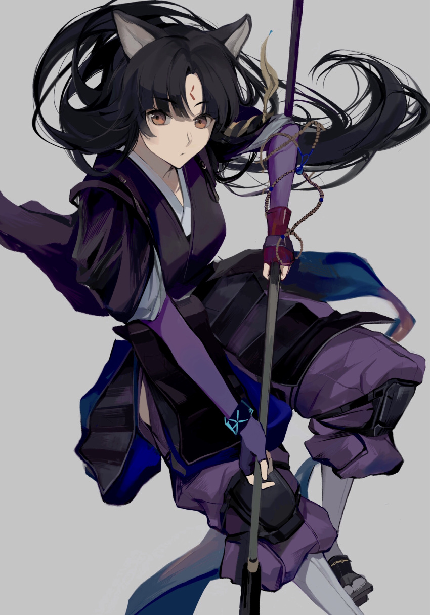 1girl absurdres animal_ears arknights bangs black_hair black_kimono brown_eyes facial_mark fingerless_gloves floating_hair forehead_mark gloves grey_background highres holding holding_weapon infection_monitor_(arknights) japanese_clothes kimono knee_pads long_hair looking_at_viewer pants purple_gloves purple_pants saga_(arknights) shusuzu simple_background solo weapon