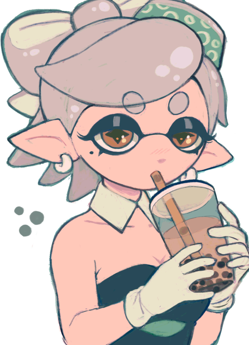 +_+ 1girl absurdres bare_shoulders brown_eyes bubble_tea detached_collar domino_mask drinking eyebrows_visible_through_hair gloves grey_hair highres looking_at_viewer marie_(splatoon) mask pointy_ears short_hair simple_background solo splatoon_(series) splatoon_1 svv_art white_background white_gloves