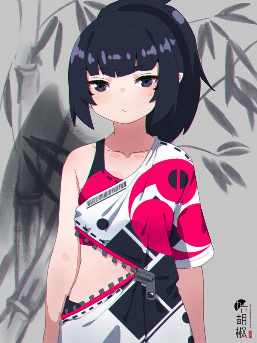 1girl bangs bare_shoulders black_eyes black_hair blush closed_mouth collarbone commentary_request dress eyebrows_visible_through_hair grey_background highres kuro_kosyou long_hair looking_at_viewer original ponytail short_eyebrows short_sleeves single_sleeve solo thick_eyebrows upper_body zipper zipper_pull_tab