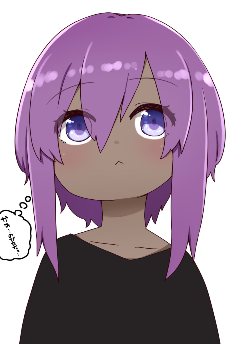 1girl :&lt; bangs black_shirt blush closed_mouth collarbone dark_skin dark-skinned_female eyebrows_visible_through_hair eyes_visible_through_hair fate/prototype fate/prototype:_fragments_of_blue_and_silver fate_(series) hair_between_eyes hassan_of_serenity_(fate) highres i.u.y purple_hair shirt simple_background solo thought_bubble translation_request upper_body violet_eyes white_background