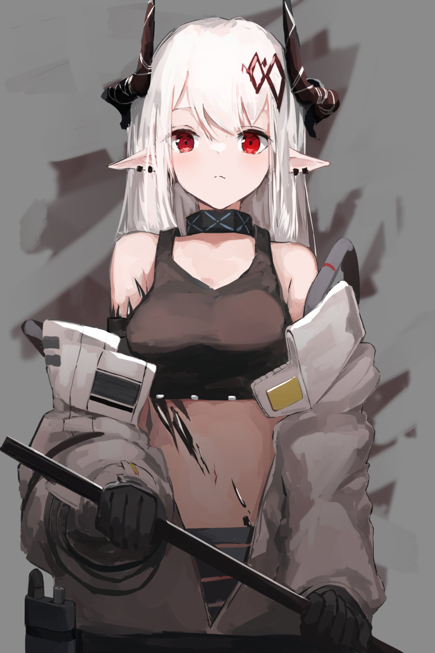 1girl arknights bangs bare_shoulders black_collar black_gloves breasts collar commentary_request crop_top gloves grey_background highres holding horns ichika_(ichika87) infection_monitor_(arknights) long_hair looking_at_viewer medium_breasts midriff mudrock_(arknights) navel off_shoulder oripathy_lesion_(arknights) pointy_ears red_eyes silver_hair solo sports_bra stomach upper_body