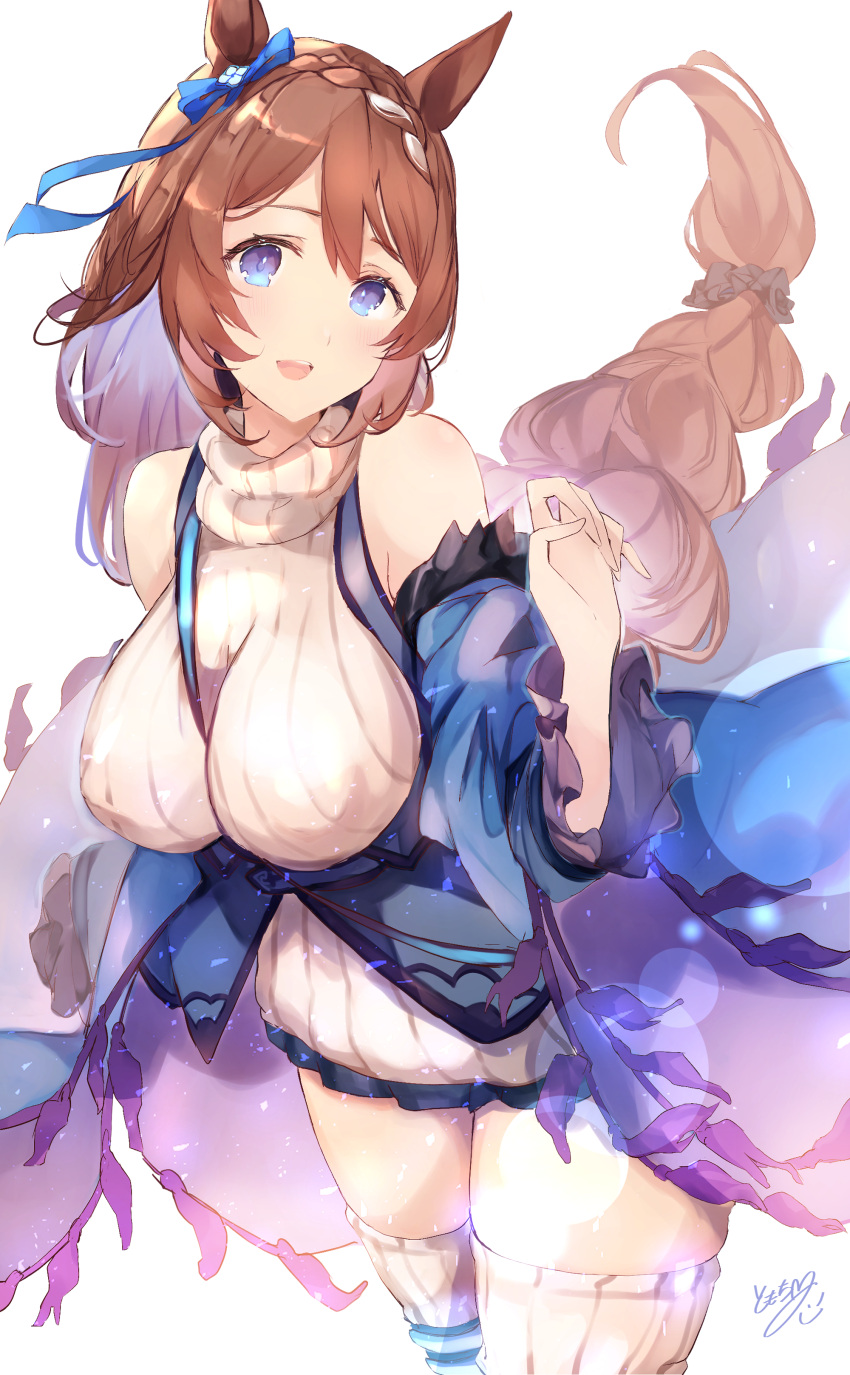1girl absurdres animal_ears bare_shoulders between_breasts blue_bow blue_eyes bow braid braided_ponytail breasts brown_hair covered_nipples dress ear_covers highres horse_ears horse_girl horse_tail large_breasts long_hair low-tied_long_hair purple_shirt ribbed_sweater scrunchie shirt sleeveless_sweater solo strap_between_breasts super_creek_(umamusume) sweater sweater_dress tail thigh-highs tomocha_(tmc_tmc8) turtleneck turtleneck_sweater umamusume white_background white_sweater