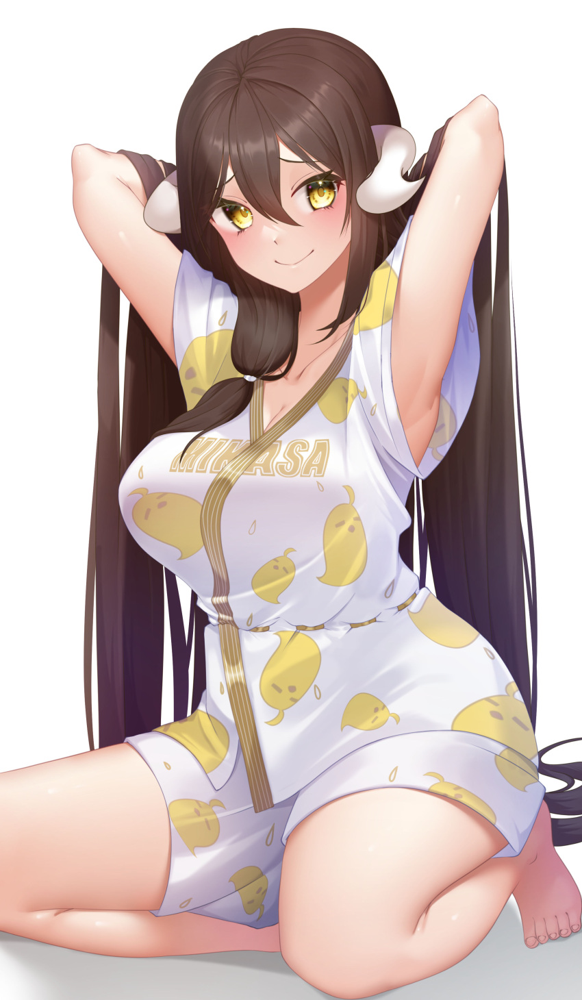 1girl absurdres armpits azur_lane barefoot breasts brown_hair character_name character_print commentary_request curled_horns full_body hair_between_eyes hands_in_hair highres horns large_breasts long_hair manjuu_(azur_lane) mikasa_(azur_lane) mikasa_(leisure_rest_cherish)_(azur_lane) official_alternate_costume seele0907 simple_background sleepwear solo very_long_hair white_background white_horns yellow_eyes