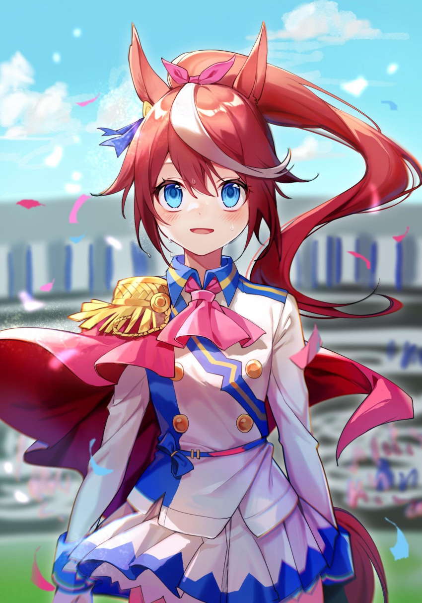 1girl animal_ears ascot bangs black_gloves blue_eyes blue_jacket blue_skirt blue_sky blush breasts brown_hair buttons cape clouds collared_jacket confetti cowboy_shot day double-breasted ear_ribbon epaulettes eyebrows_behind_hair gloves hair_between_eyes hair_flaps high_ponytail highres horse_ears horse_girl horse_tail jacket long_hair long_sleeves looking_at_viewer miniskirt mismatched_gloves multicolored_hair open_mouth outdoors pink_neckwear pleated_skirt ponytail red_cape ribbon sidelocks single_epaulette skirt sky small_breasts solo stadium standing streaked_hair sweat tail tokai_teio_(umamusume) two-tone_hair two-tone_jacket two-tone_skirt umamusume white_gloves white_hair white_jacket white_skirt yunweishukuang
