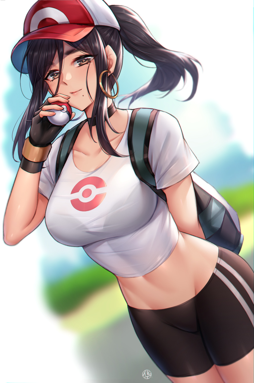 1girl arm_behind_back backpack bag bangs baseball_cap bike_shorts black_choker black_gloves black_hair black_shorts blurry blurry_background blush breasts brown_eyes choker collarbone commentary_request cowboy_shot earrings fingerless_gloves gloves hair_between_eyes hand_up hat highres holding holding_poke_ball hua-j jewelry large_breasts long_hair looking_at_viewer midriff mole mole_under_mouth original poke_ball poke_ball_symbol pokemon ponytail shirt short_sleeves shorts smile solo standing stomach thick_eyebrows white_shirt