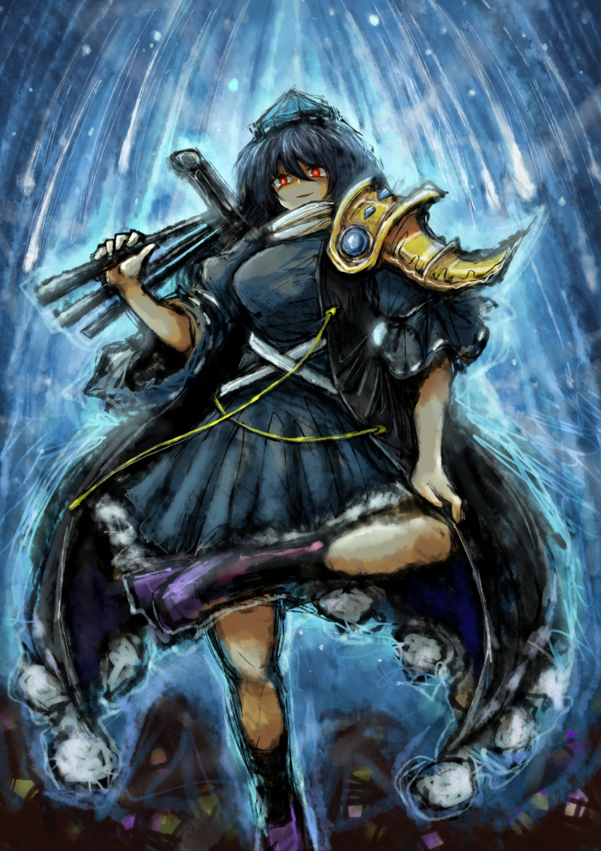 1girl 2b-ge black_hair blue_background blue_dress blue_headwear bright_pupils commentary_request dress foot_out_of_frame geta hand_up hat highres holding_tripod iizunamaru_megumu medium_hair parted_lips red_eyes simple_background smile solo standing standing_on_one_leg tengu-geta tokin_hat touhou