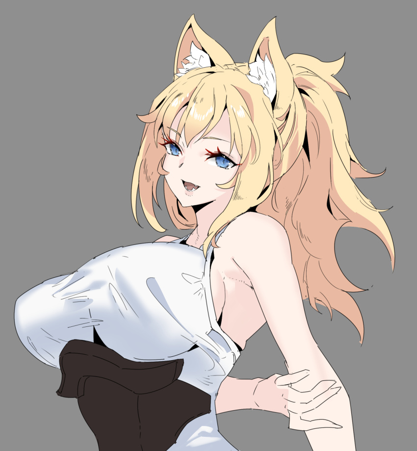 1girl animal_ears bangs blonde_hair blue_eyes breasts fangs fox_ears fox_girl hand_on_own_arm head_tilt highres large_breasts leaning_back looking_at_viewer original ponytail smile solo upper_body zhu_fun