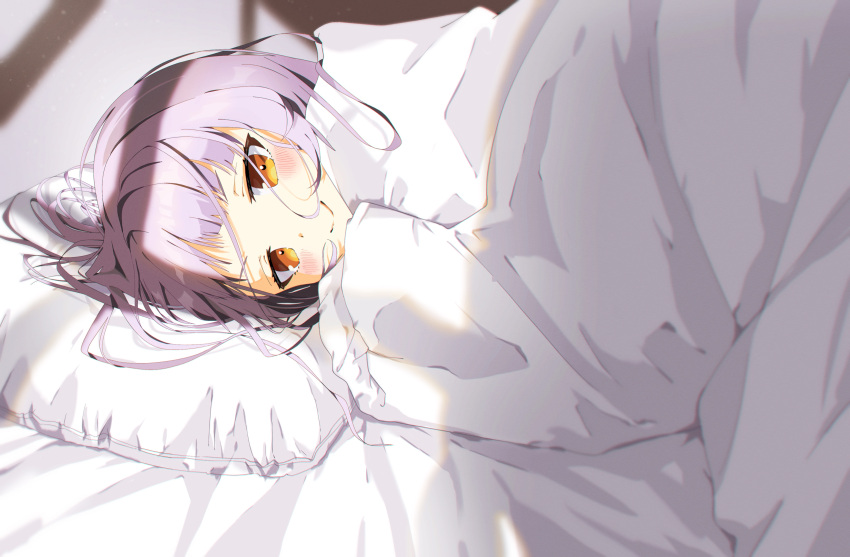 1girl absurdres bed blush closed_mouth commentary highres hololive indoors kounaien_(comic1217) long_hair looking_at_viewer lying murasaki_shion on_side orange_eyes pillow silver_hair smile solo sunlight under_covers virtual_youtuber