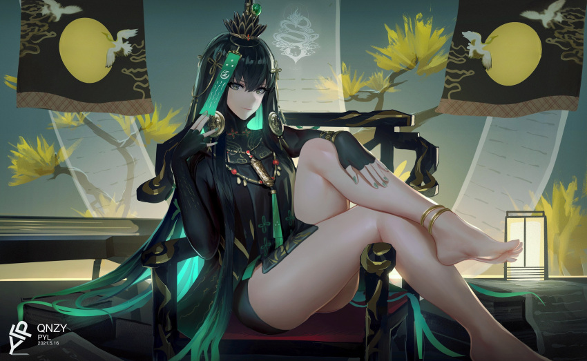 1girl ankleband artist_name bangs bare_legs barefoot black_gloves black_hair chinese_clothes chinese_commentary commentary_request crossed_legs crown dated elbow_gloves eyebrows_visible_through_hair feet fingerless_gloves foot_out_of_frame gloves gradient_hair green_eyes green_hair green_nails hair_between_eyes hair_ornament hand_on_own_leg highres legs_up long_hair looking_at_viewer multicolored_hair nail_polish on_chair punishing:_gray_raven qu sitting smile soles solo talisman toes very_long_hair zhehewofu_huayou_shemeguanx