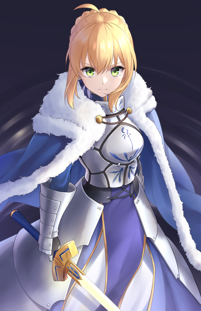 absurdres ahoge armor armored_dress artoria_pendragon_(all) bangs black_background blonde_hair braid capelet cloak dark_background excalibur_(fate/stay_night) fate/grand_order fate/stay_night fate_(series) green_eyes hair_between_eyes highres holding holding_sword holding_weapon looking_at_viewer saber simple_background standing sword tsurupy weapon