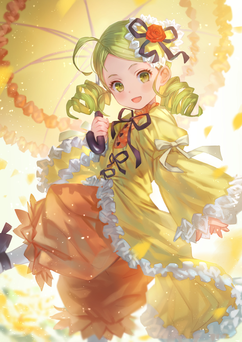 1girl black_footwear bow bowtie coat curly_hair green_eyes green_hair hair_ornament heart heart_hair_ornament highres kanaria lace loli lolita_fashion makai_no_juumin orange_pants parasol petals puffy_sleeves rozen_maiden sleeves_past_wrists umbrella white_background yellow_coat